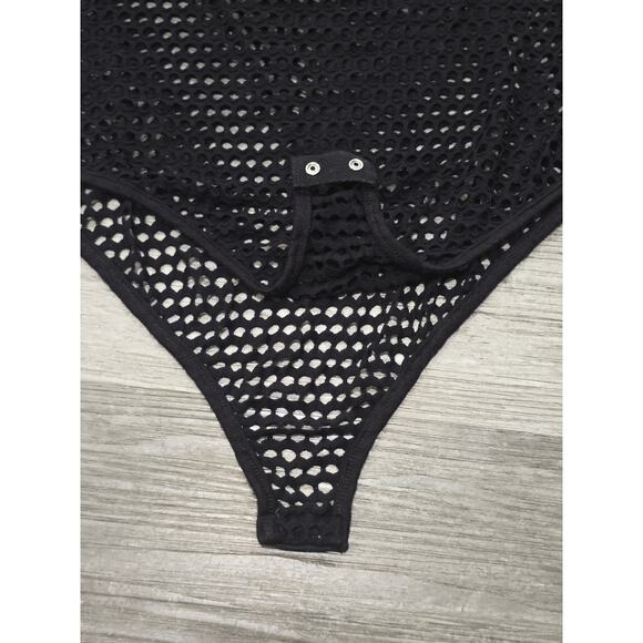 Papermoon Black Crochet w. Floral Red Rose Patched Sleeveless Tank Top Bodysuit - Picture 5 of 8